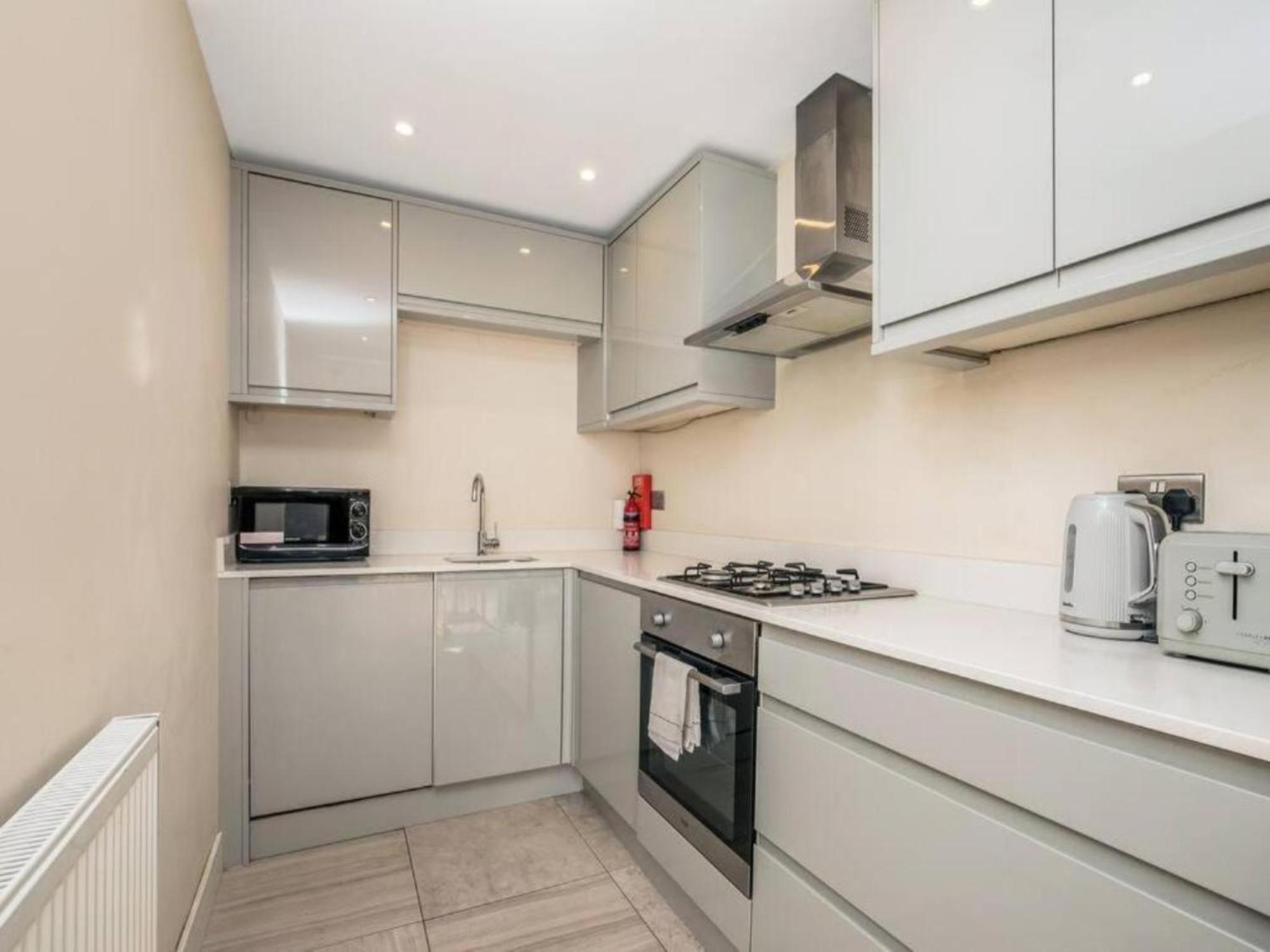 Pass The Keys Ealing Queen Of The Suburbs 2Bd Apartment London Exterior foto